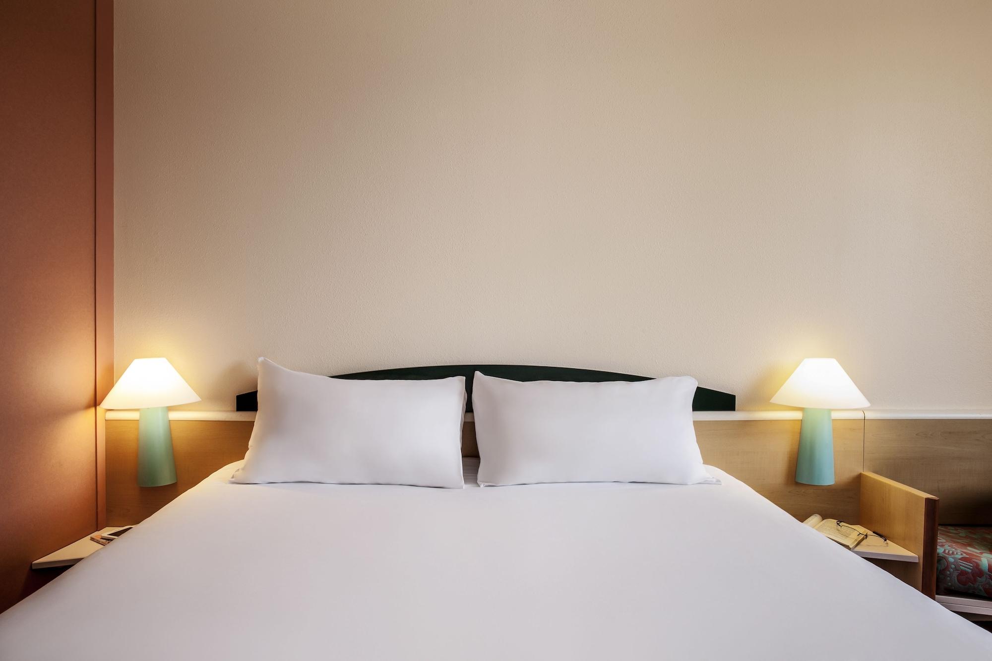 Ibis Grenoble Centre Bastille Екстериор снимка