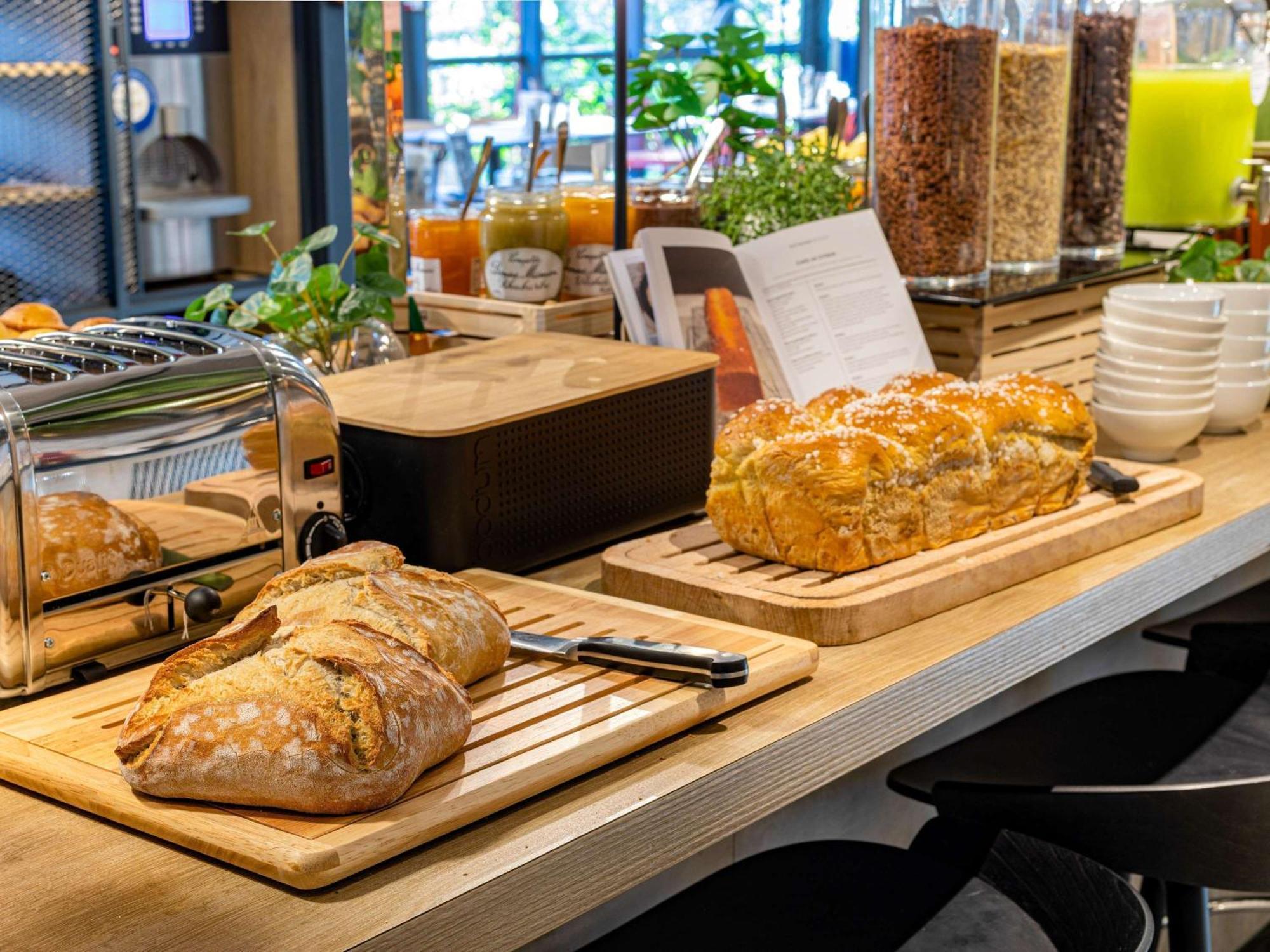 Ibis Grenoble Centre Bastille Екстериор снимка